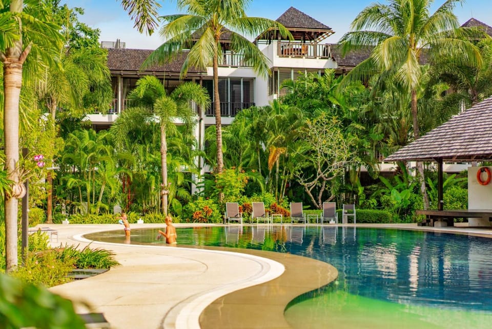 Property building, Swimming pool