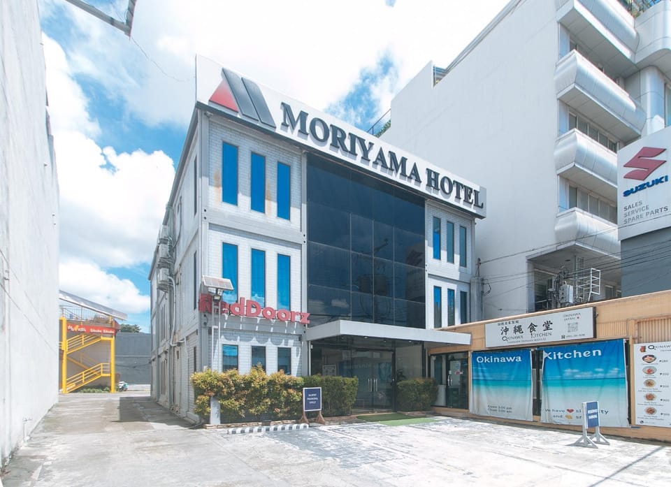 Property building, Day, Street view