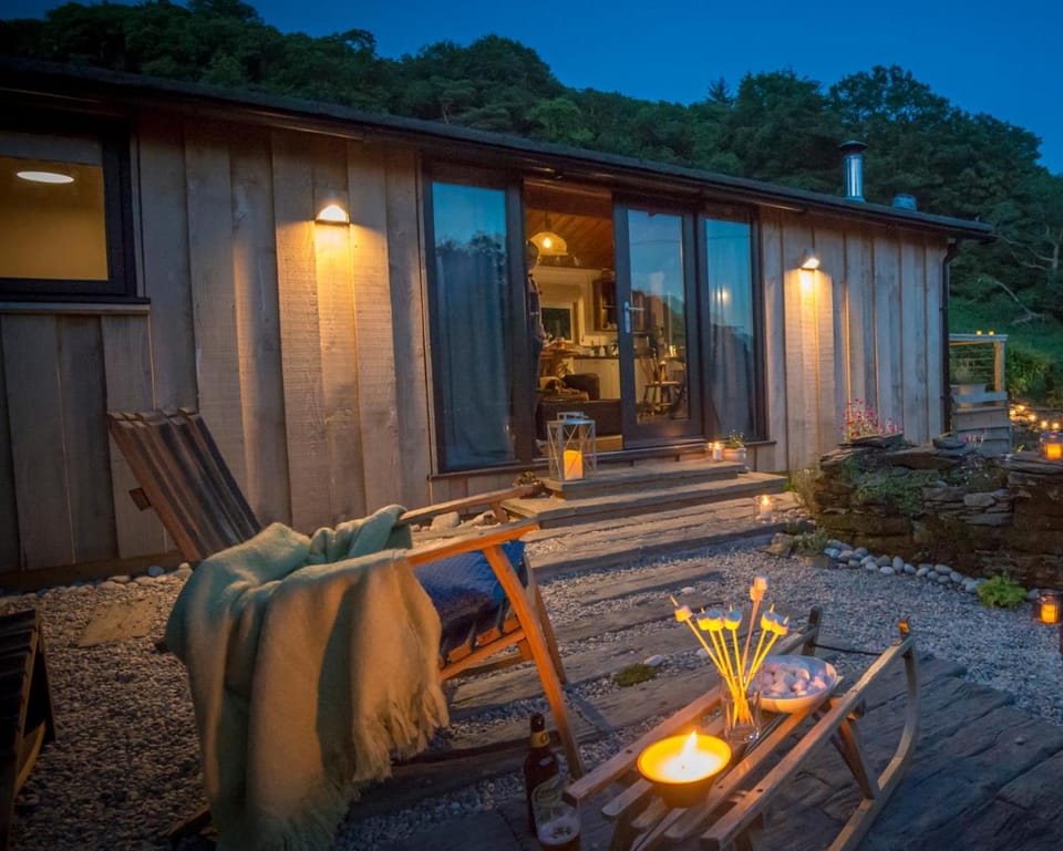 Patio, Night, Garden, Garden view, sunbed