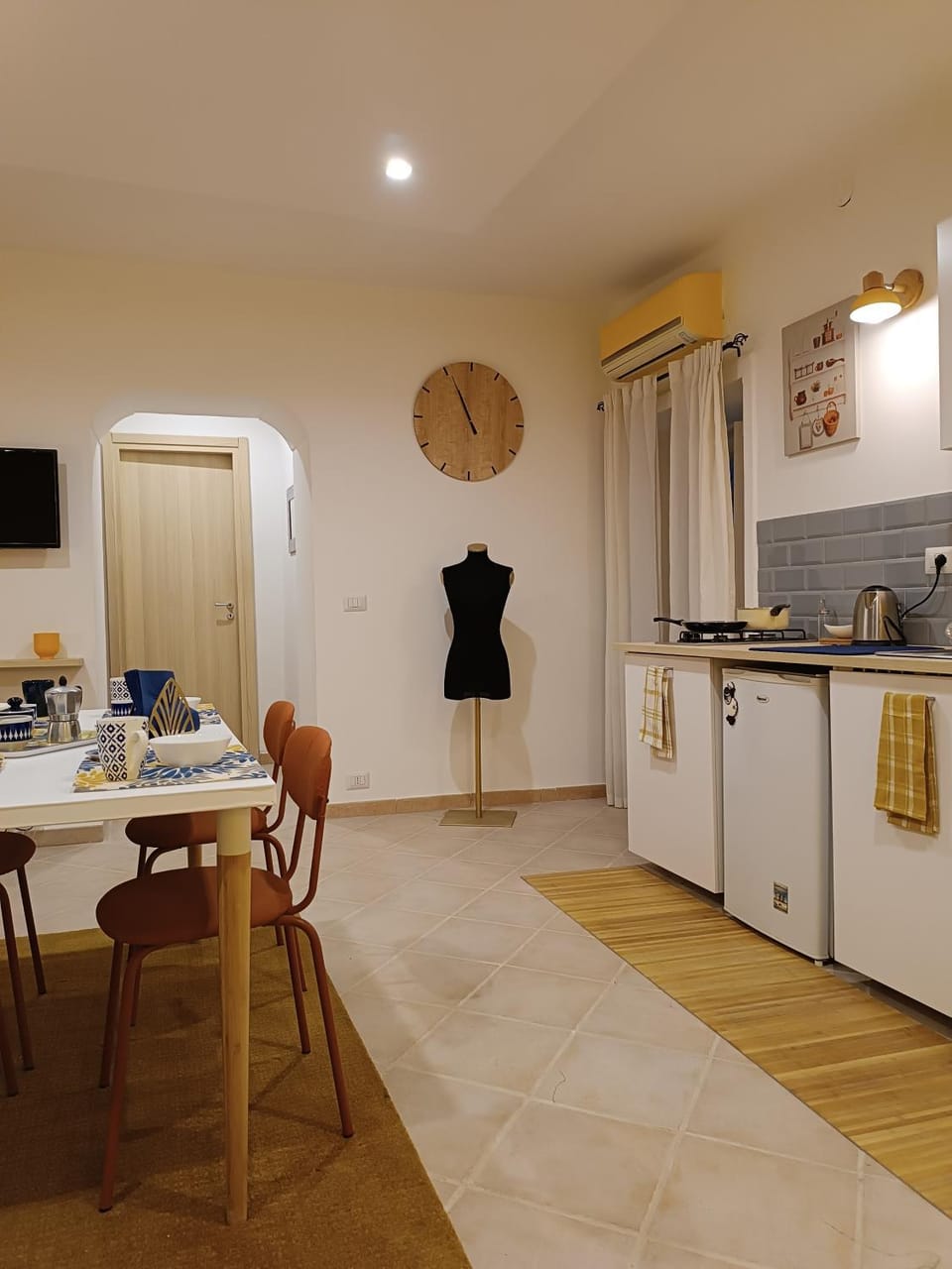 TV and multimedia, Kitchen or kitchenette, Dining area, pet friendly, stove