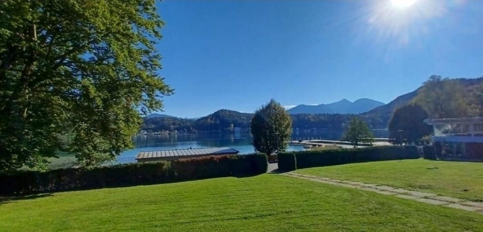 Garden, Lake view, Mountain view