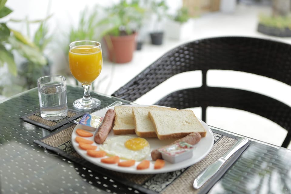Food and drinks, Food, Breakfast, Continental breakfast, Drinks