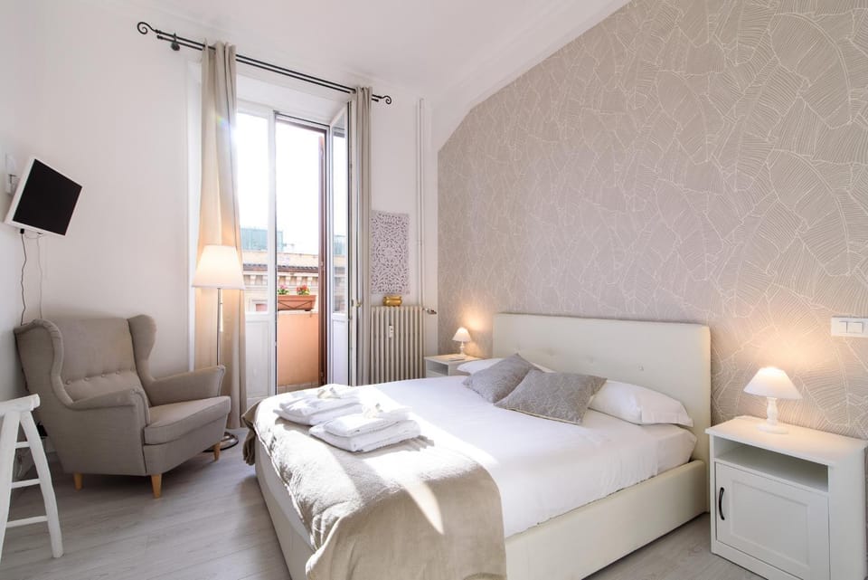 White Napoleone Apartment Apartment in Rome