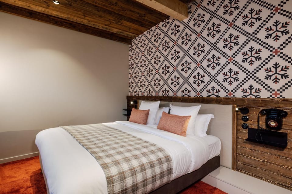 Bed, Photo of the whole room