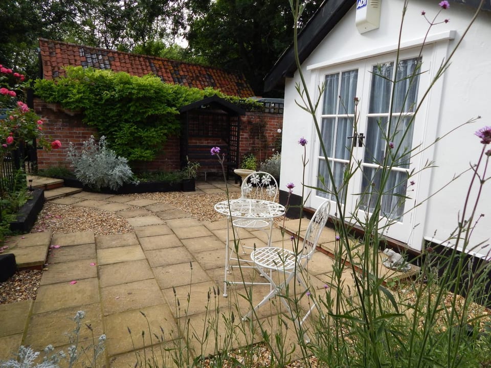 Patio, Garden, Balcony/Terrace, Seating area