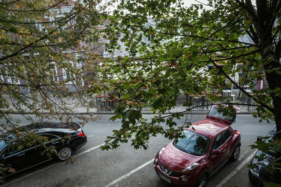 Property building, Street view