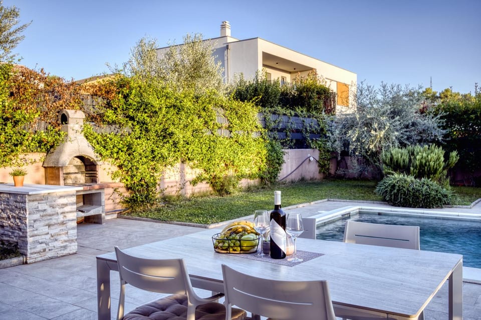 Family house Hana Villa in Istria County