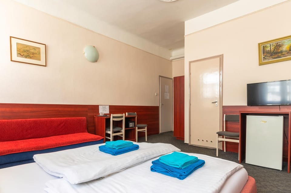 Eitans Guesthouse Bed and Breakfast in Budapest