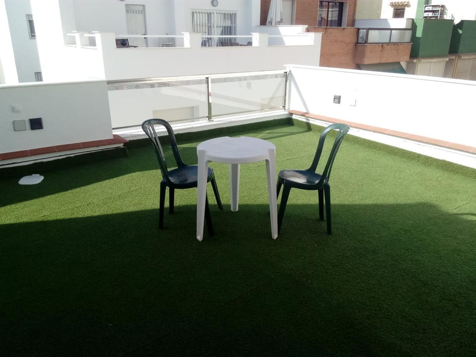 Hostal Loimar Bed and Breakfast in Torre del Mar