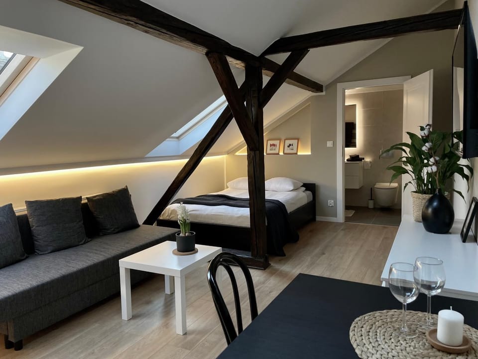 Living room, Photo of the whole room, Seating area
