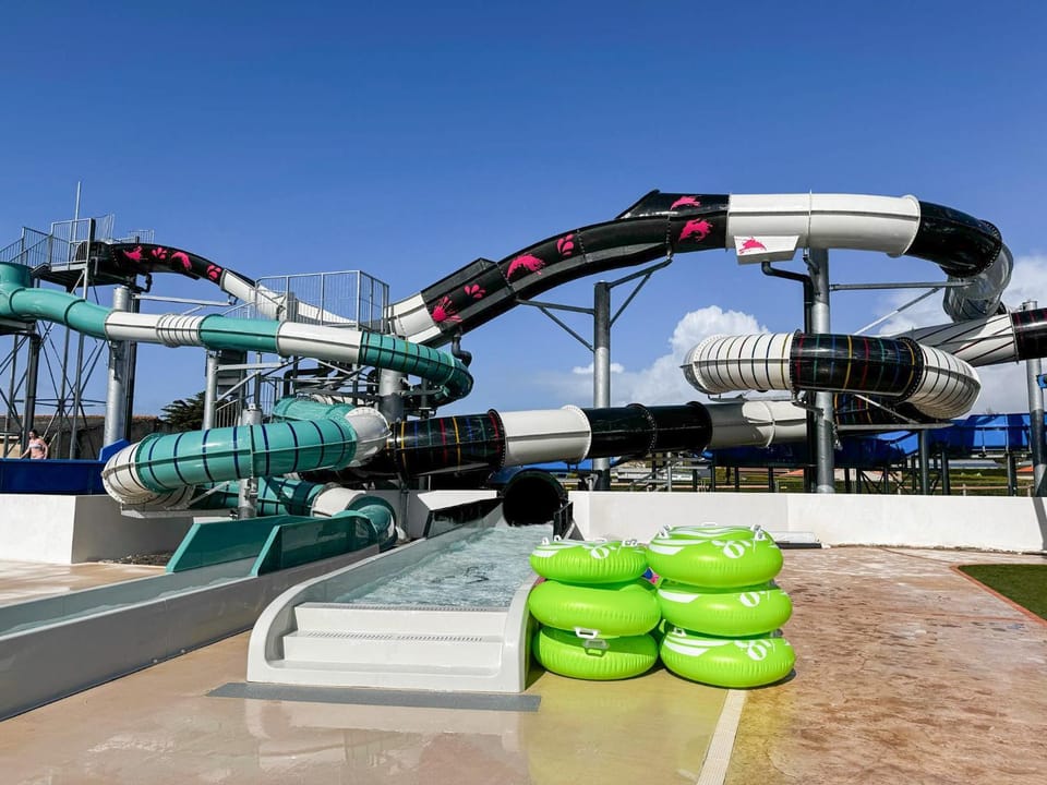 Aqua park, Swimming pool