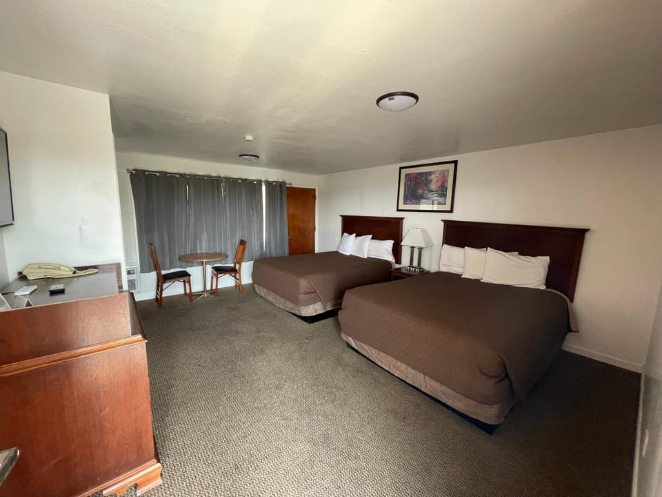 Motel Oasis Motel in Moses Lake