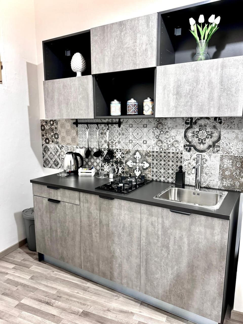 Kitchen or kitchenette, stove