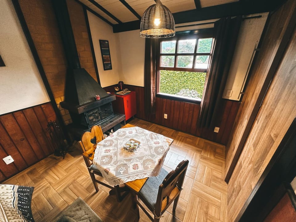 Bed, View (from property/room), Photo of the whole room, Bedroom, flat iron, internet, oven