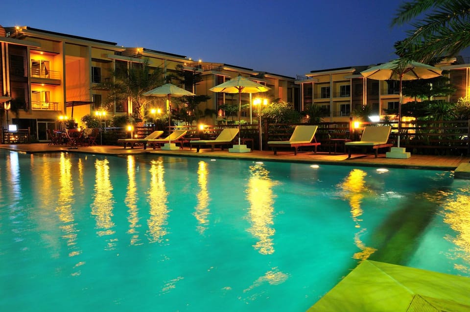 Swimming pool