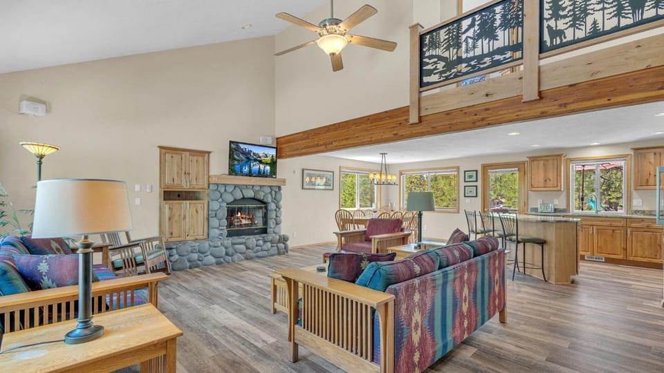 Awbrey - Unit 2 House in Sunriver