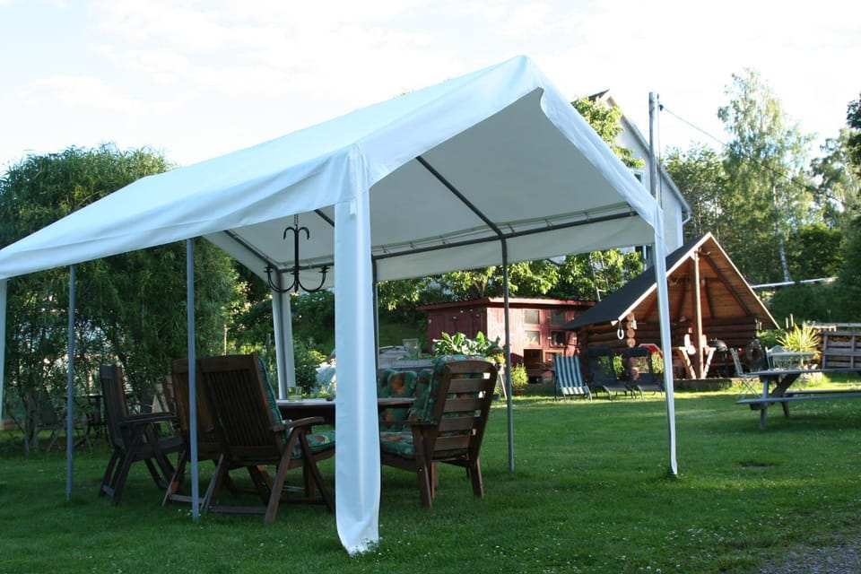 BBQ facilities, Garden, Seating area, Pets