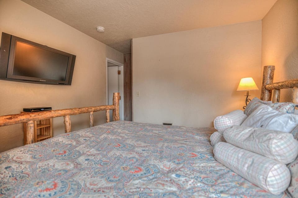 Abbot House - Unit 8 Apartment in Sunriver