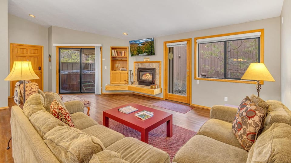 Coyote - Unit 9 House in Sunriver