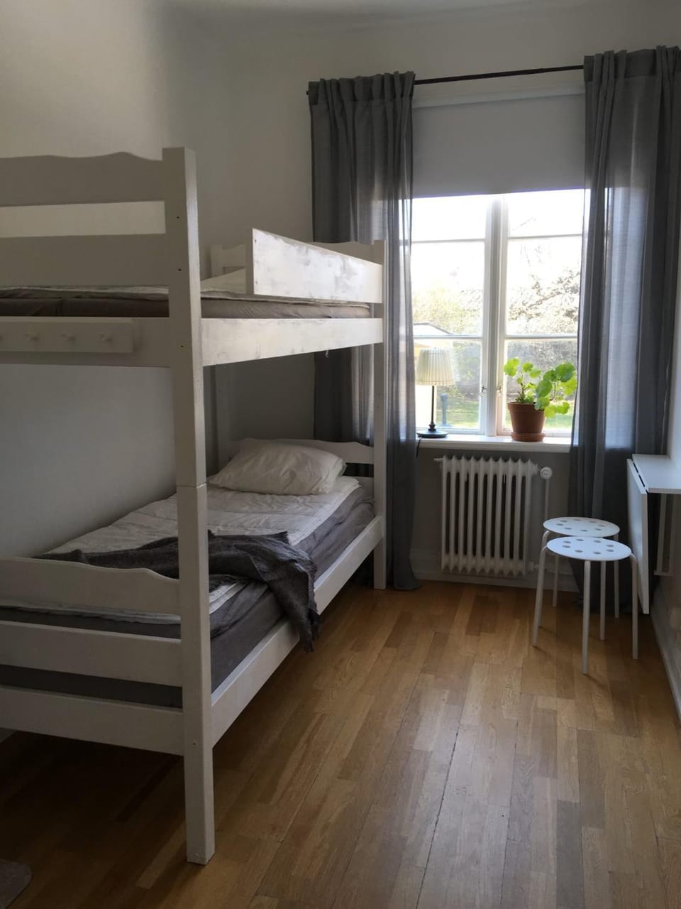 bunk bed