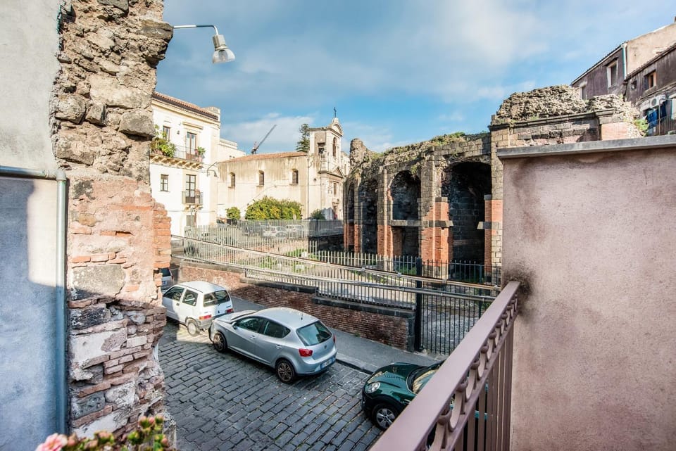 Sant'Agostino Loft Apartment in Catania