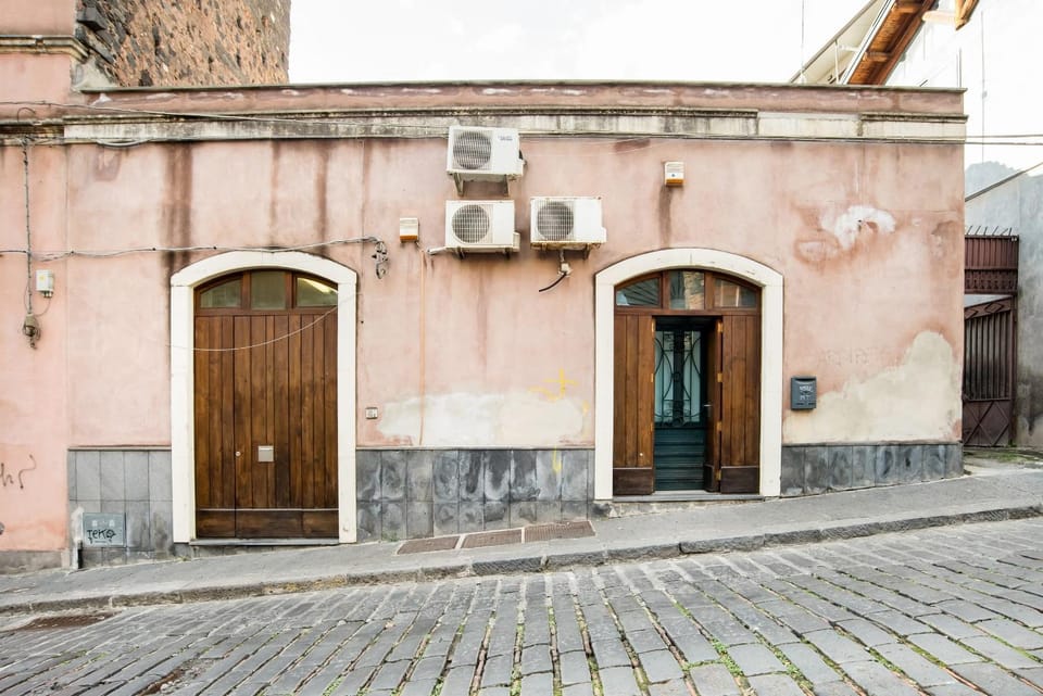 Sant'Agostino Loft Apartment in Catania