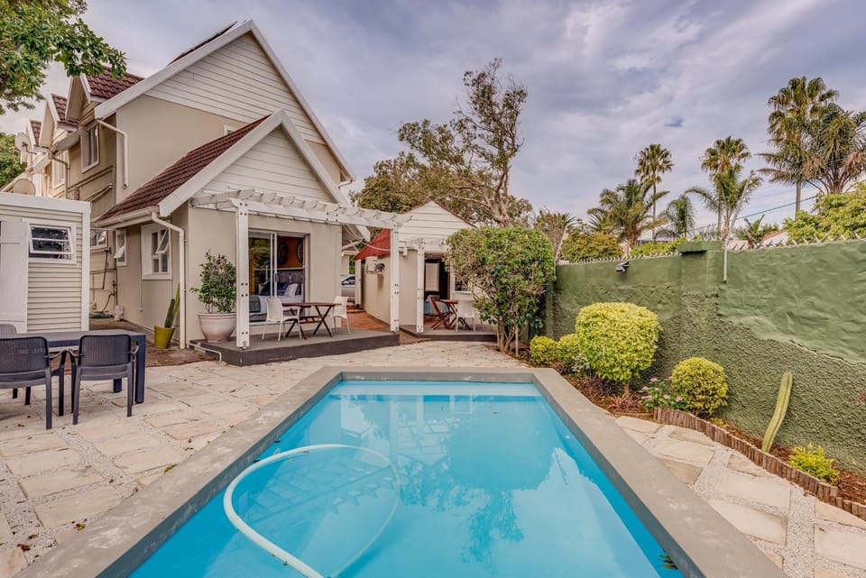 Garden, Pool view, Swimming pool
