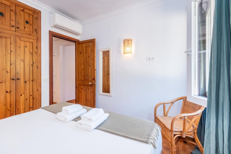 Marmirada House in Balearic Islands