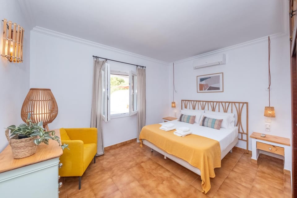 Marmirada House in Balearic Islands