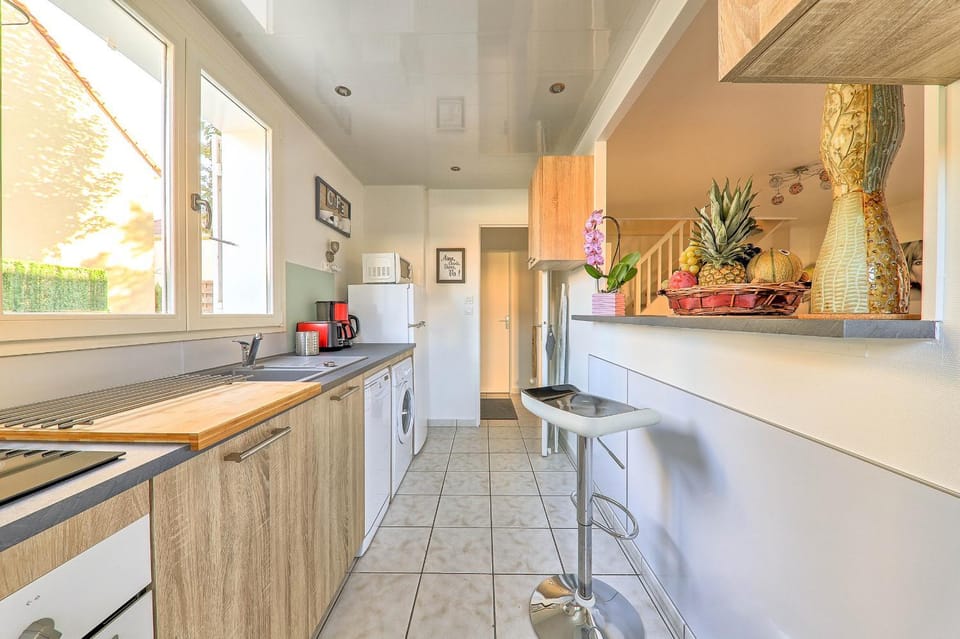 Coffee/tea facilities, Kitchen or kitchenette, dishwasher, minibar, pet friendly, stove