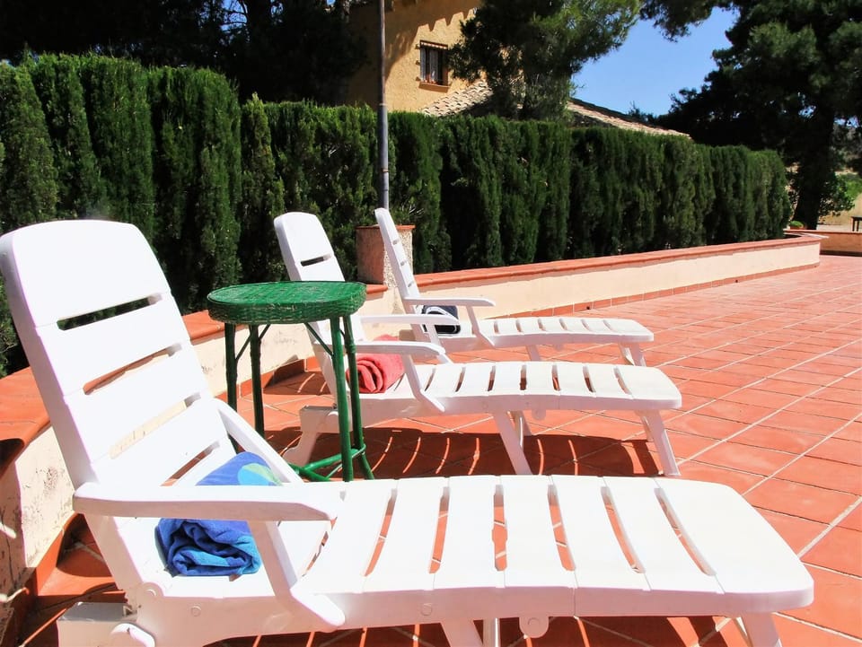Decorative detail, Swimming pool, Swimming pool