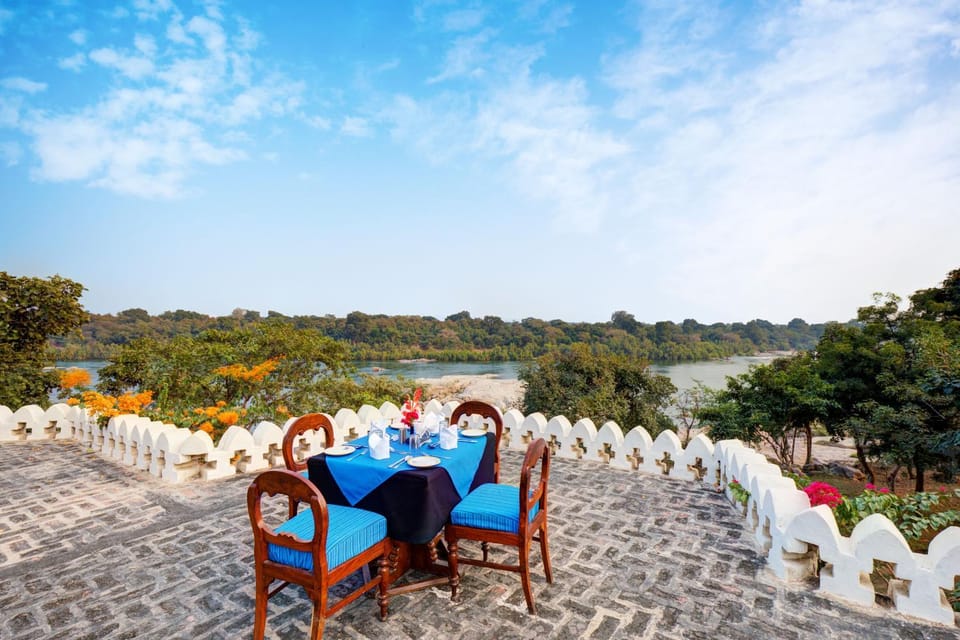 Balcony/Terrace, Banquet/Function facilities, River view, Drinks