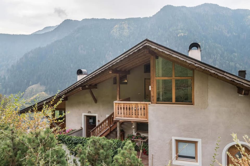 Property building, Day, Natural landscape