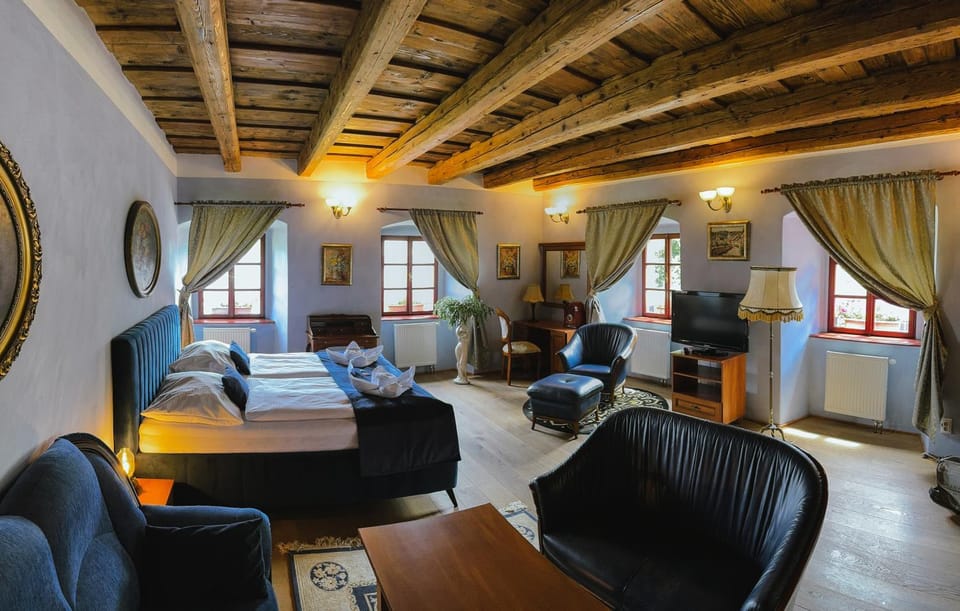 Photo of the whole room