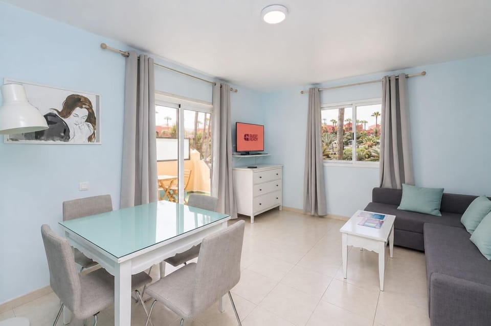 GuestReady - Renovated Retreat with Communal Pool Apartment in Corralejo