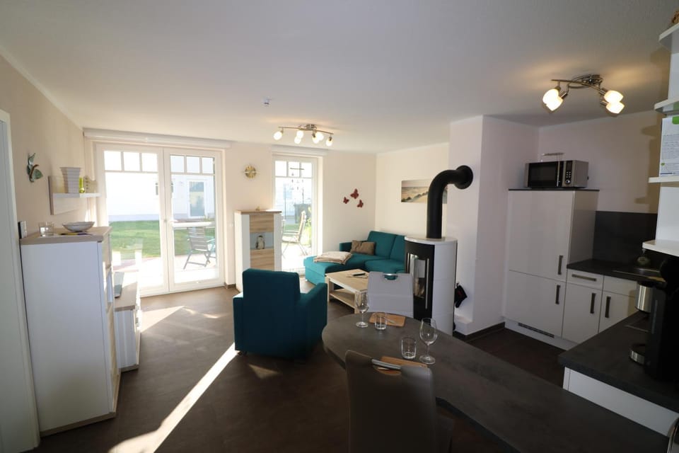 Living room, Photo of the whole room