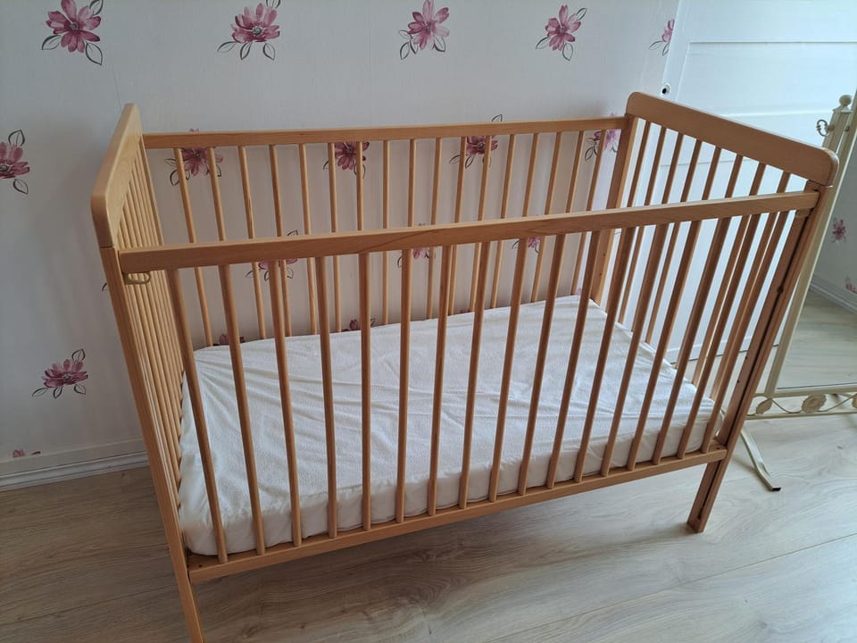 cot