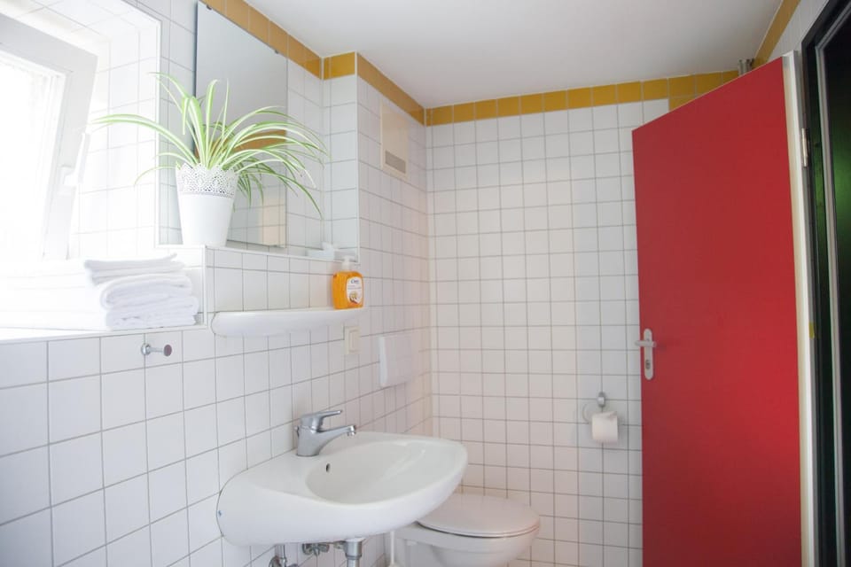 Toilet, Bathroom