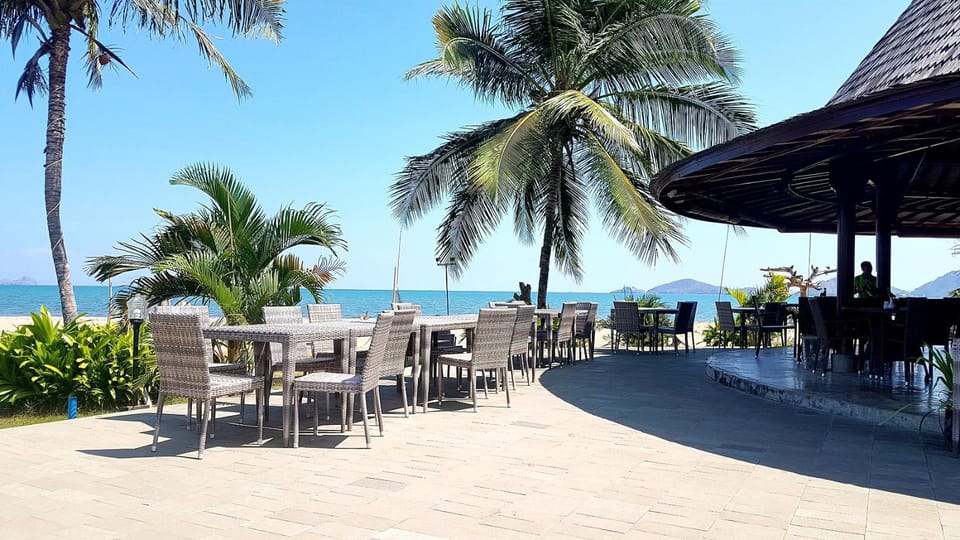 Restaurant/places to eat, Restaurant/places to eat