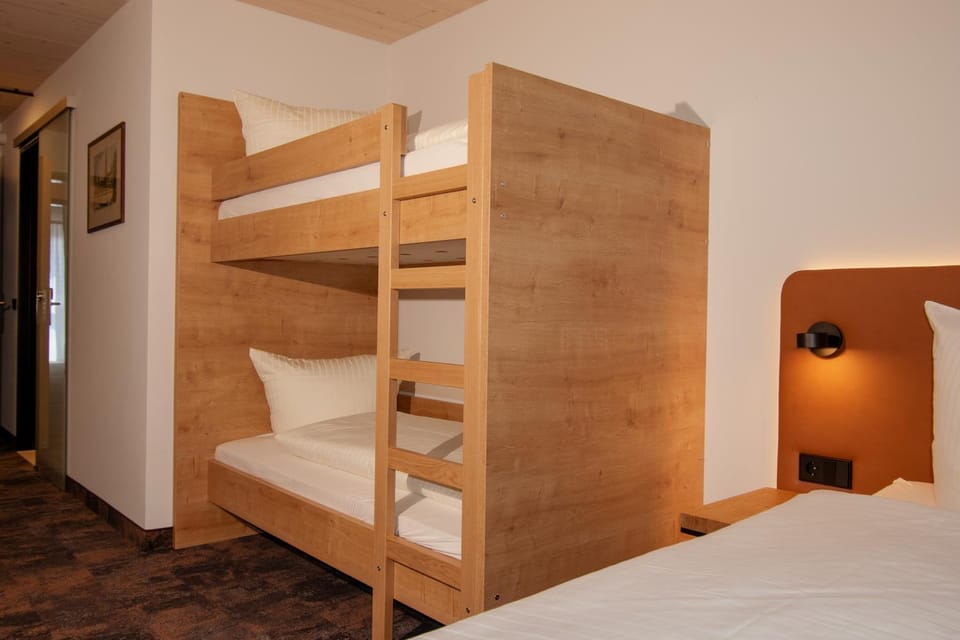 Photo of the whole room, Bedroom, bunk bed