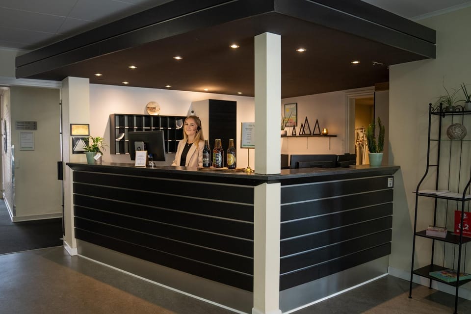 Property building, Lobby or reception