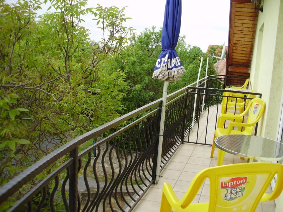 View (from property/room), Balcony/Terrace
