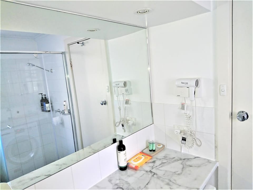 Hi 5 Glenelg Studio Apartment Apartment in Adelaide