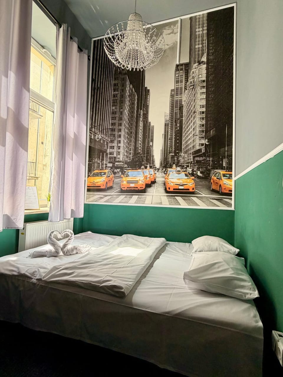 Bed, Photo of the whole room