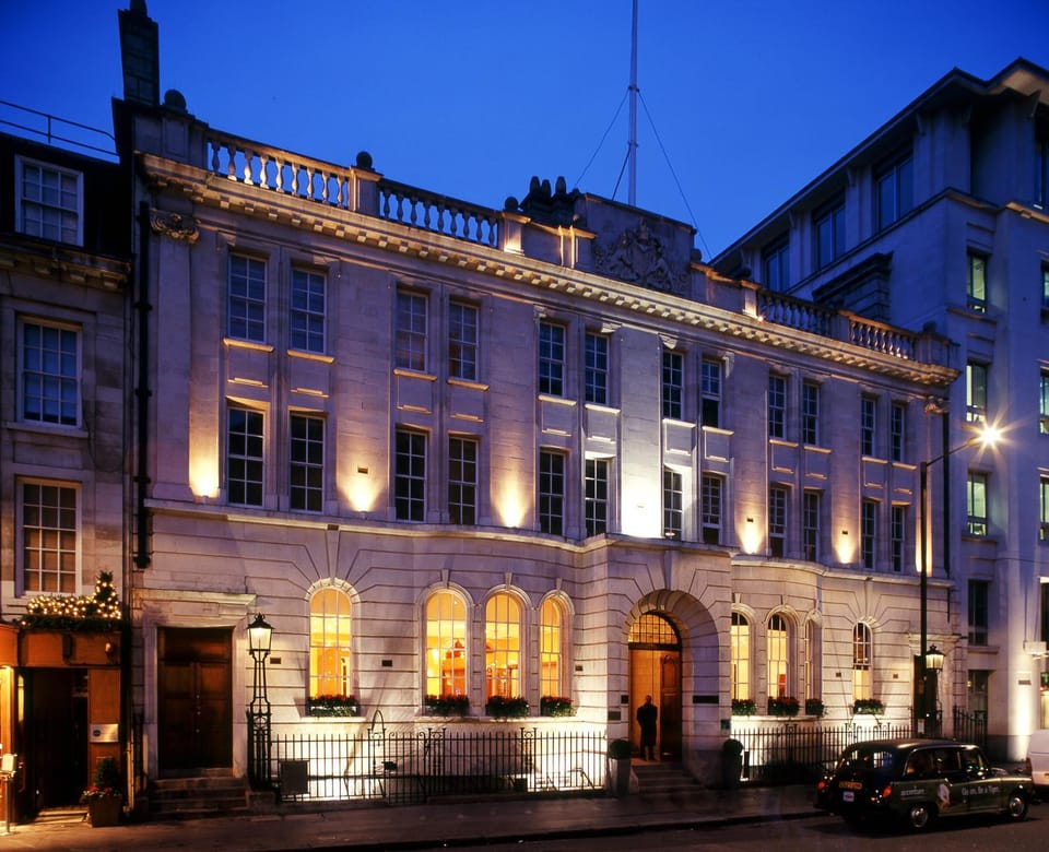 Property building, Facade/entrance