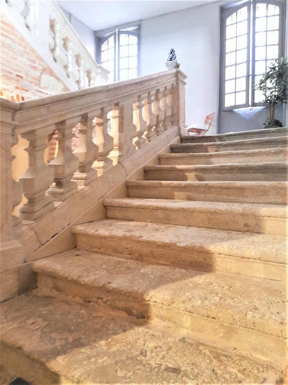 PIED A TERRE DE CHARME - 80 m2 - Hyper centre - Parking Apartment in Albi