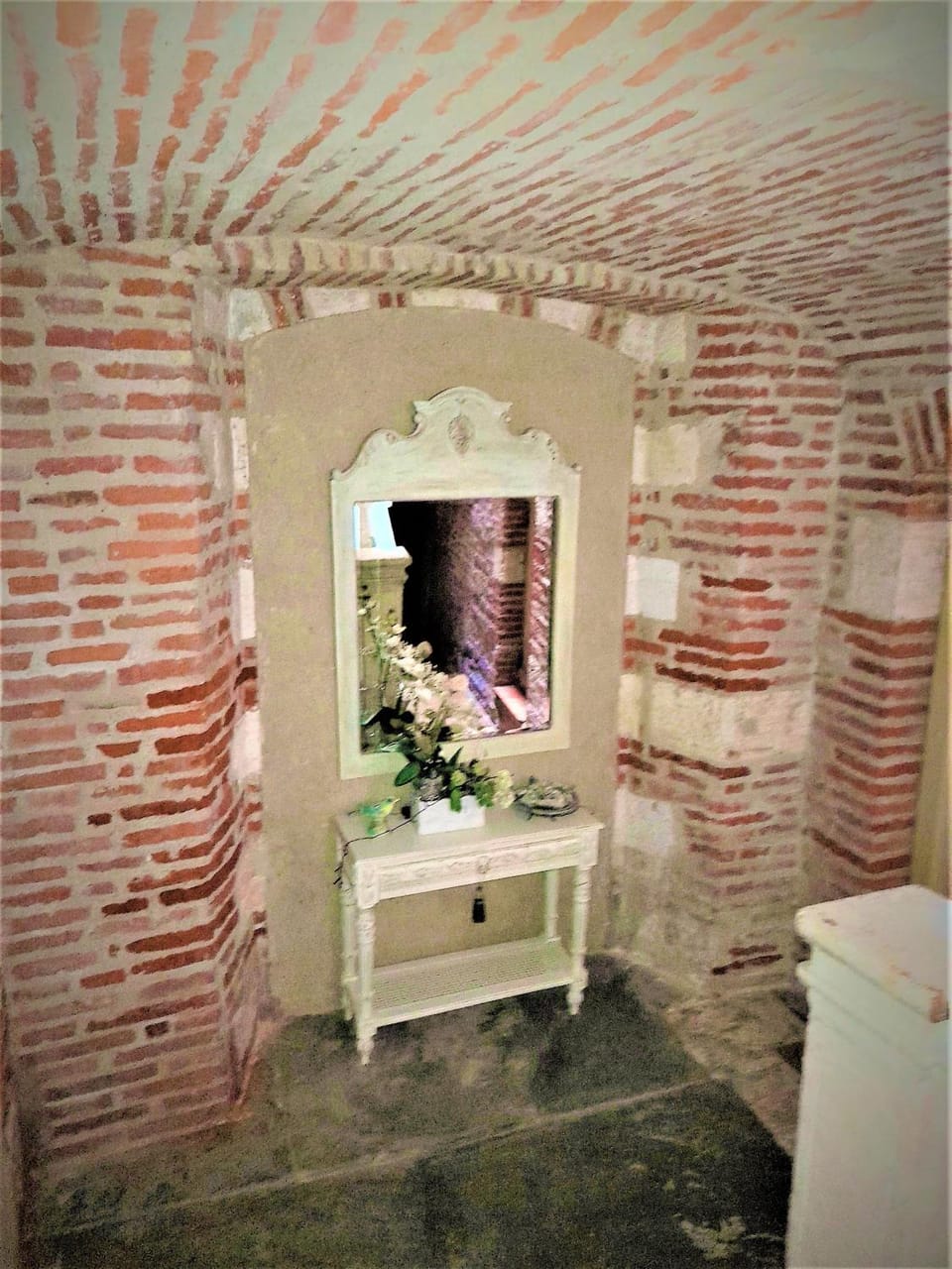 PIED A TERRE DE CHARME - 80 m2 - Hyper centre - Parking Apartment in Albi