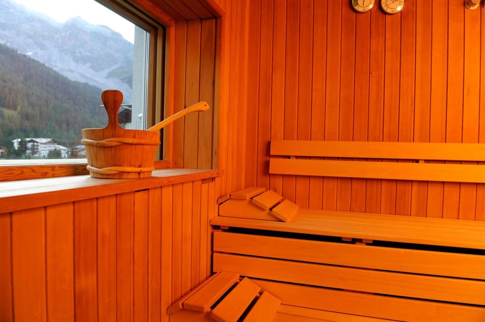 Day, Sauna