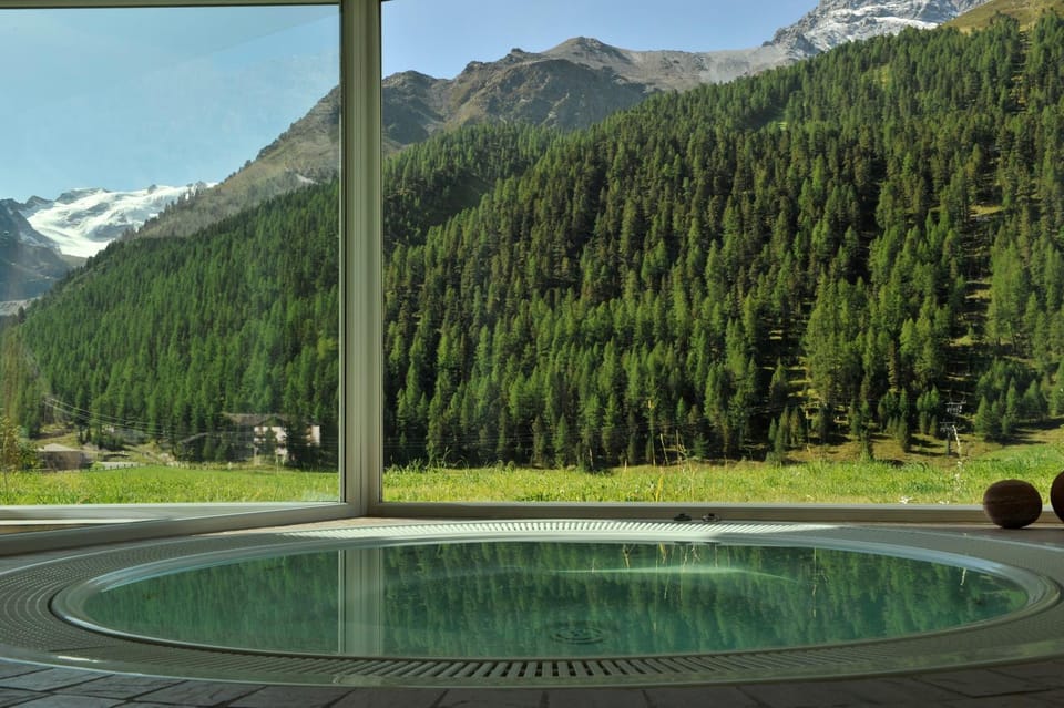Day, Hot Tub, Mountain view