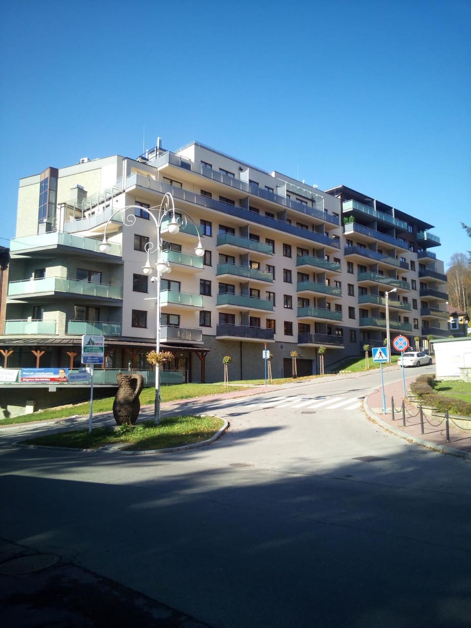 Property building, Neighbourhood, City view